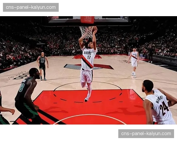 开拓者官方宣布夏普左腓骨应力性损伤，基本确定赛季报销